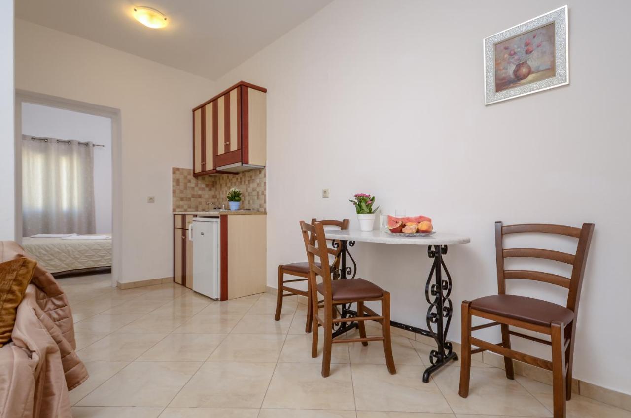 Gaitani apartments plaka naxos Mikri Vigla Bagian luar foto