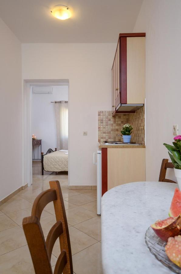 Gaitani apartments plaka naxos Mikri Vigla Bagian luar foto