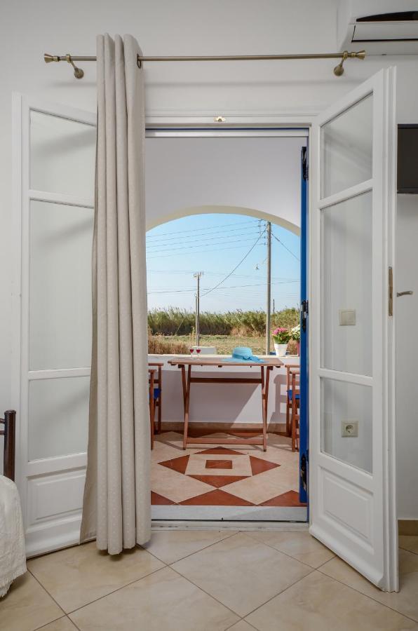 Gaitani apartments plaka naxos Mikri Vigla Bagian luar foto